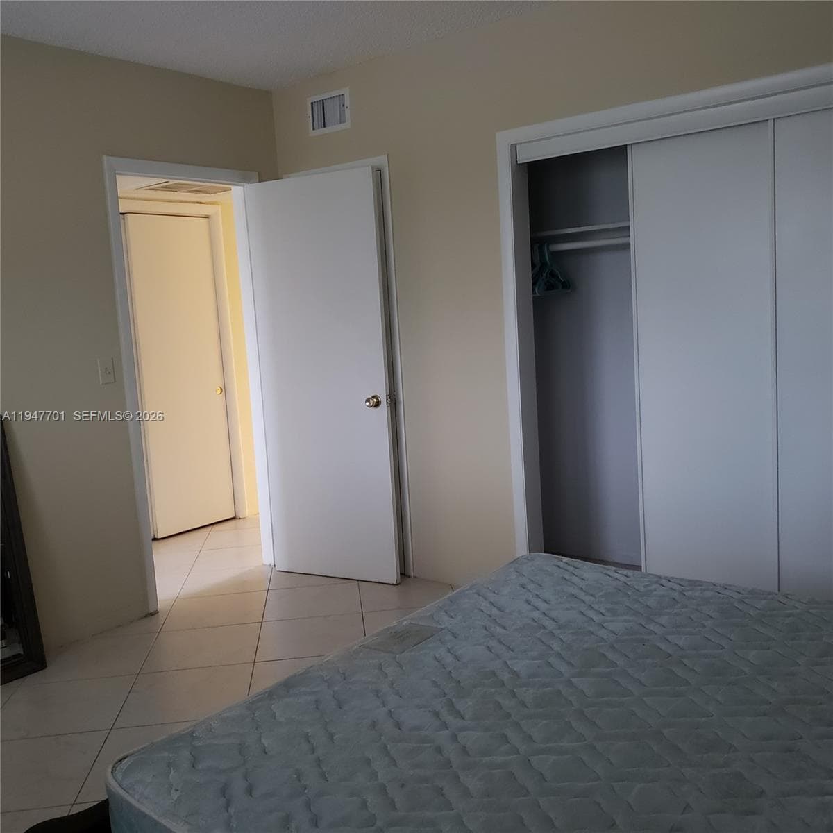 SEVENTEENTH GREEN CONDO · #332 in Hallandale Beach - Photo 8