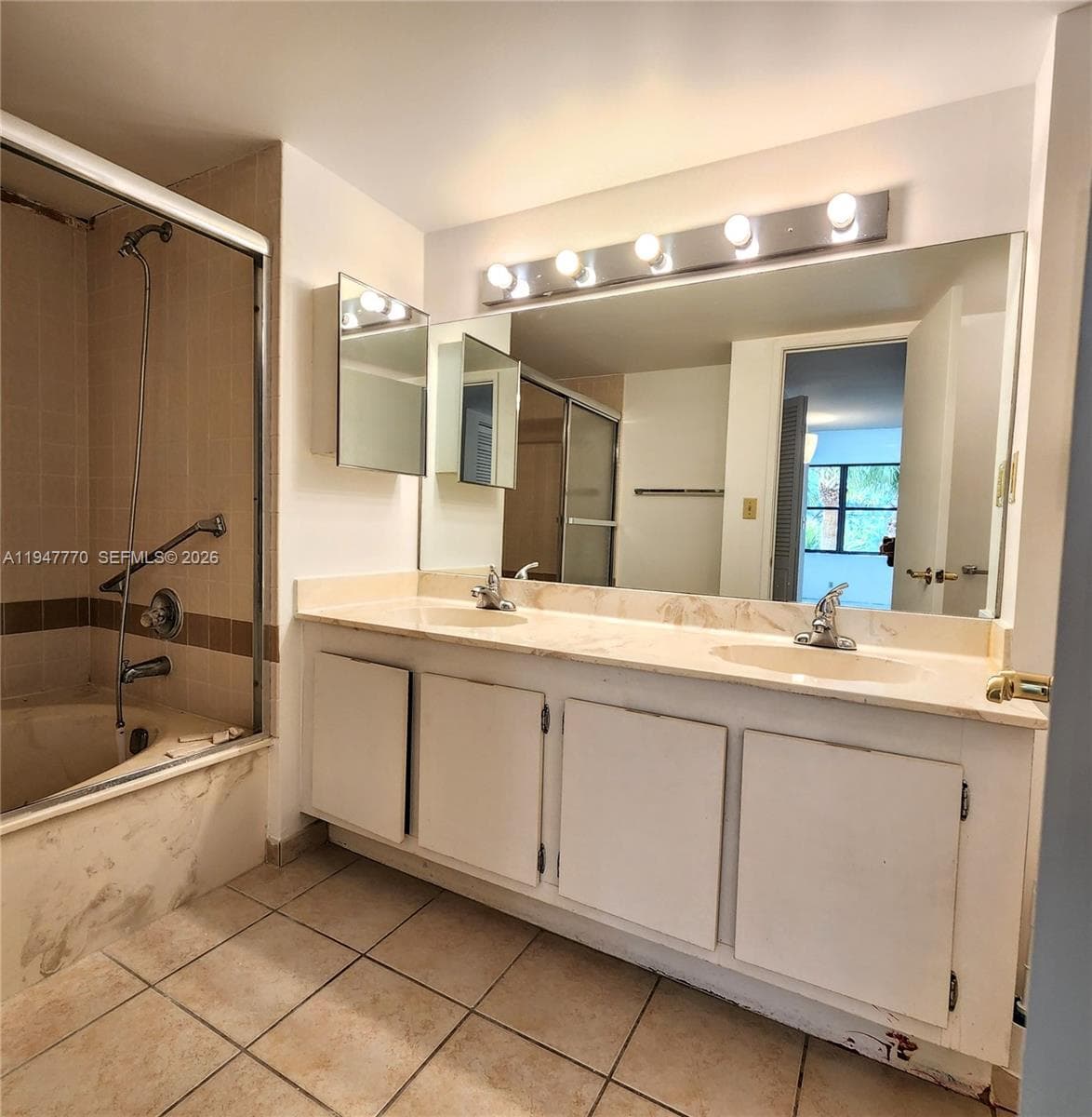 with roman tub
