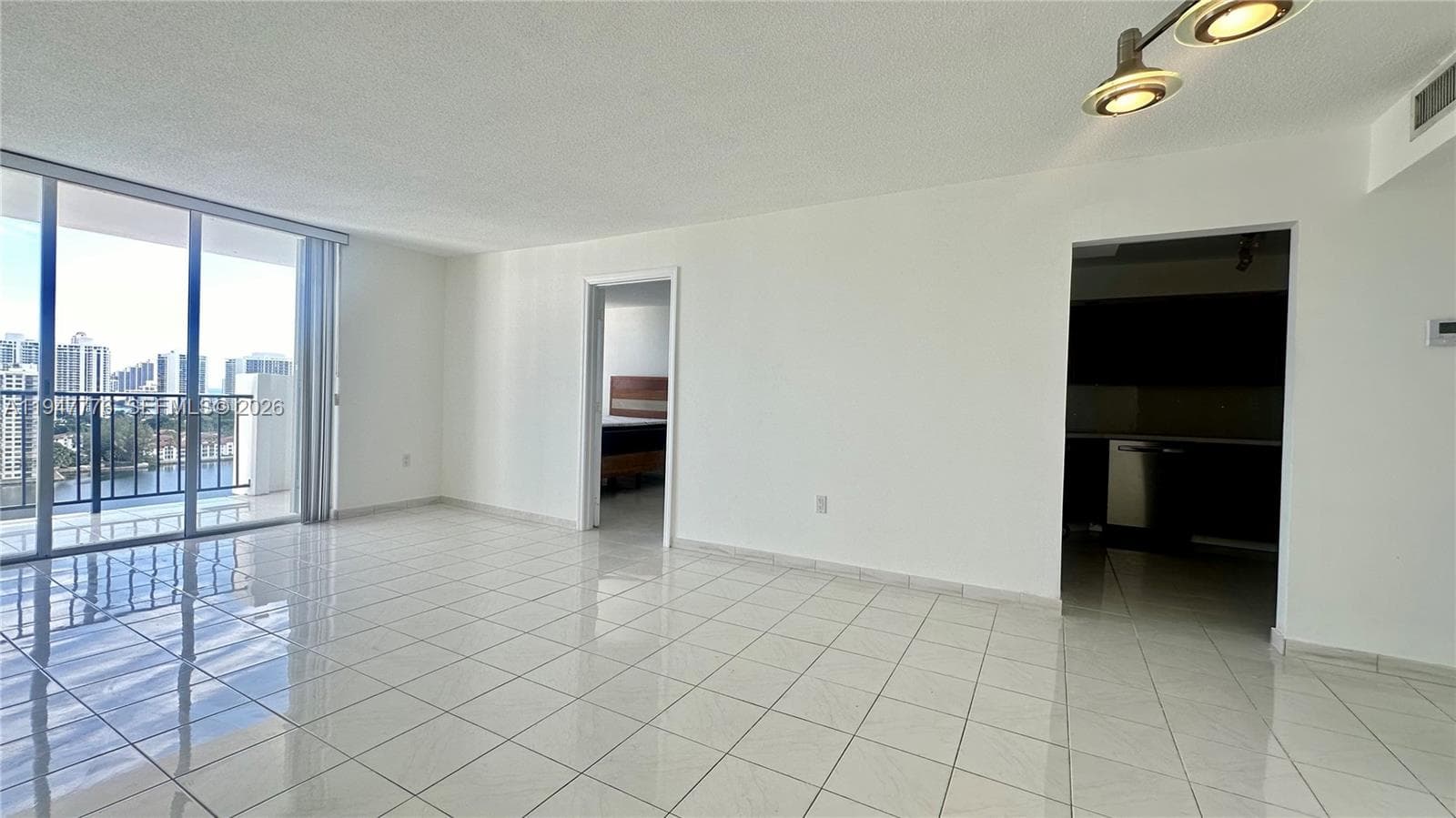 COMMODORE PLAZA CONDO · #2110 in Aventura - Photo 23
