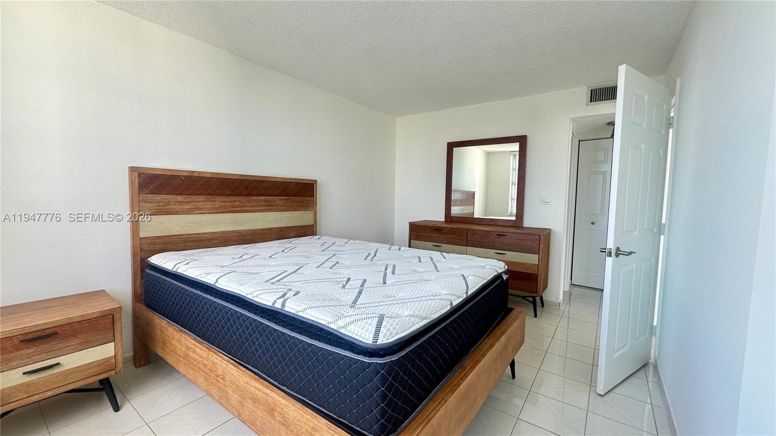 NEW-NEVER USED BEDROOM SET