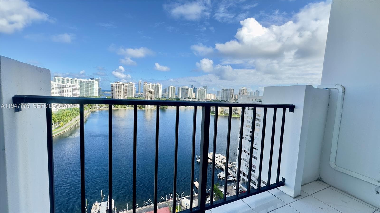 COMMODORE PLAZA CONDO · #2110 in Aventura - Photo 5