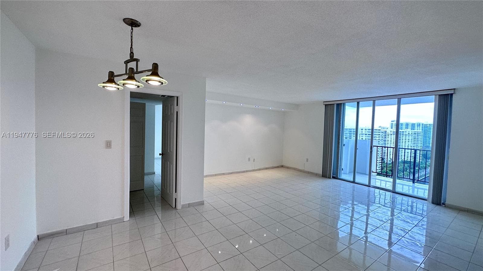 COMMODORE PLAZA CONDO · #2110 in Aventura - Photo 30