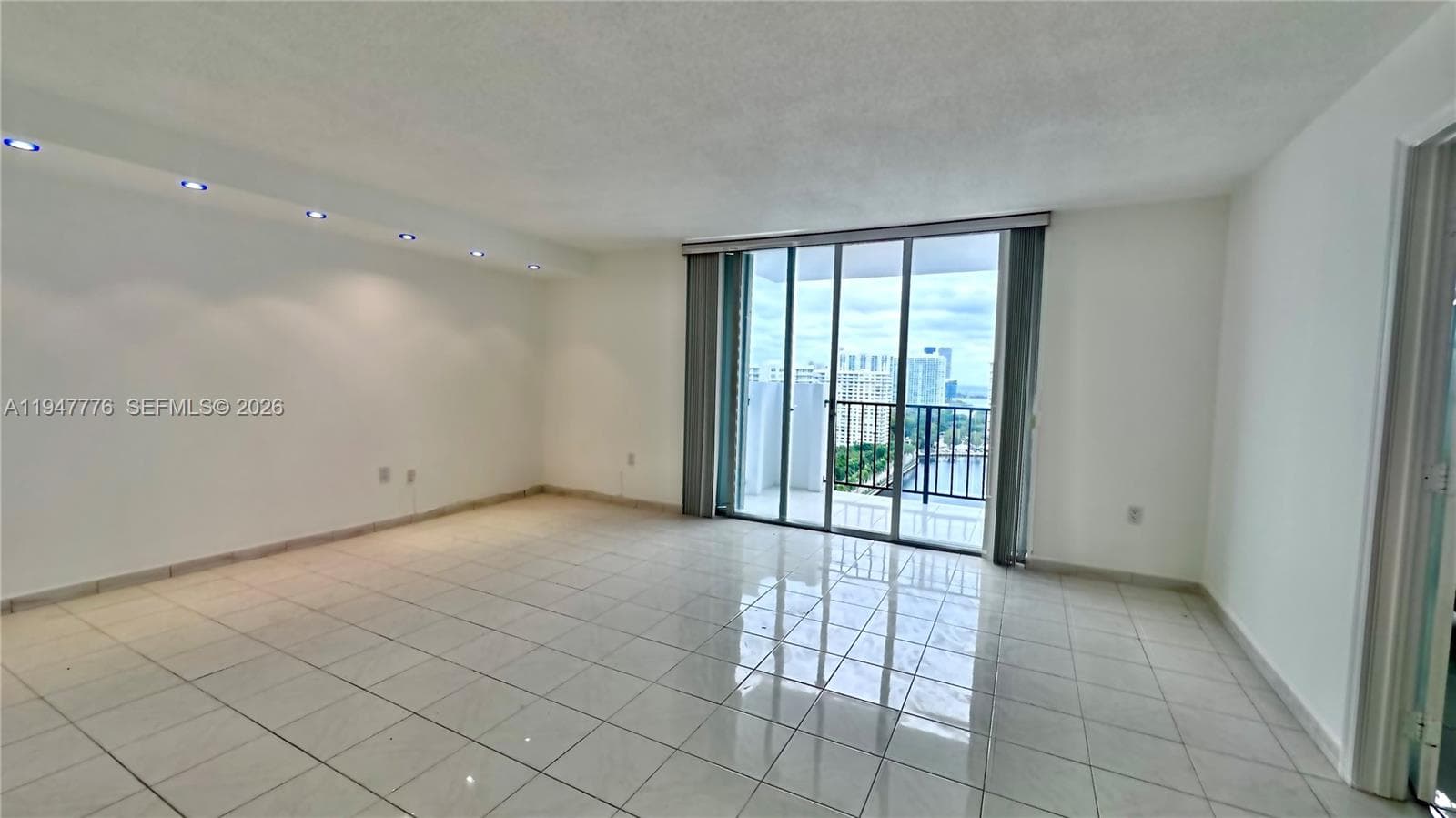 COMMODORE PLAZA CONDO · #2110 in Aventura - Photo 19
