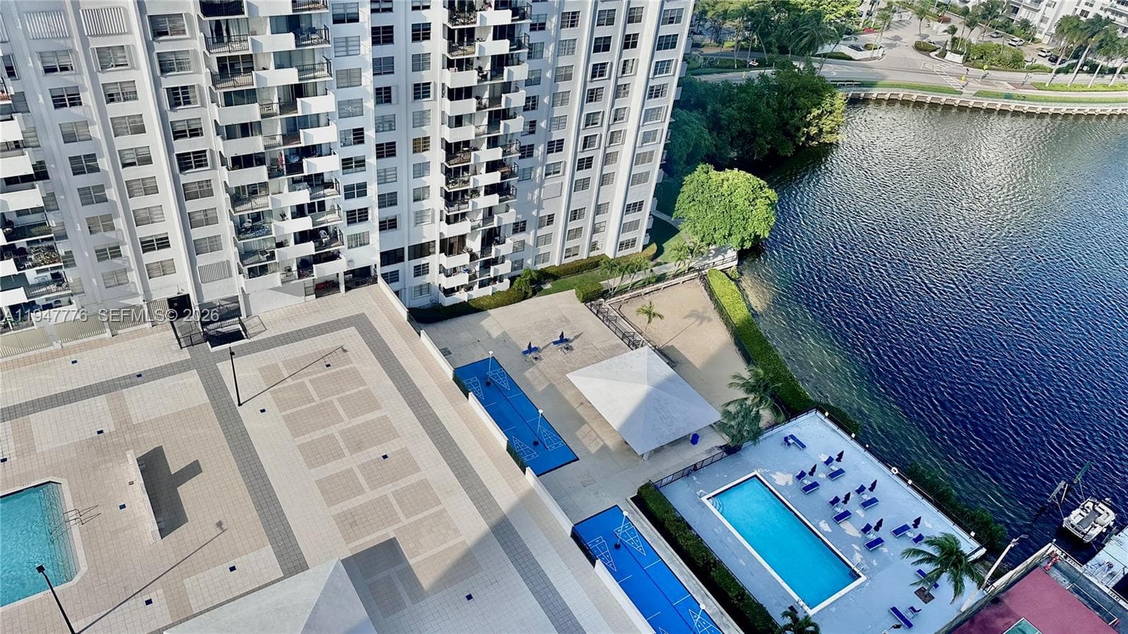 COMMODORE PLAZA CONDO · #2110 in Aventura - Photo 39