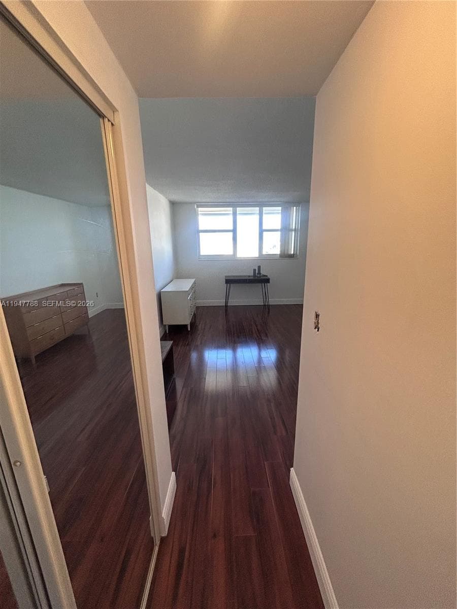 ISLANDS-MARTINIQUE CONDO · #804 in Hallandale Beach - Photo 12