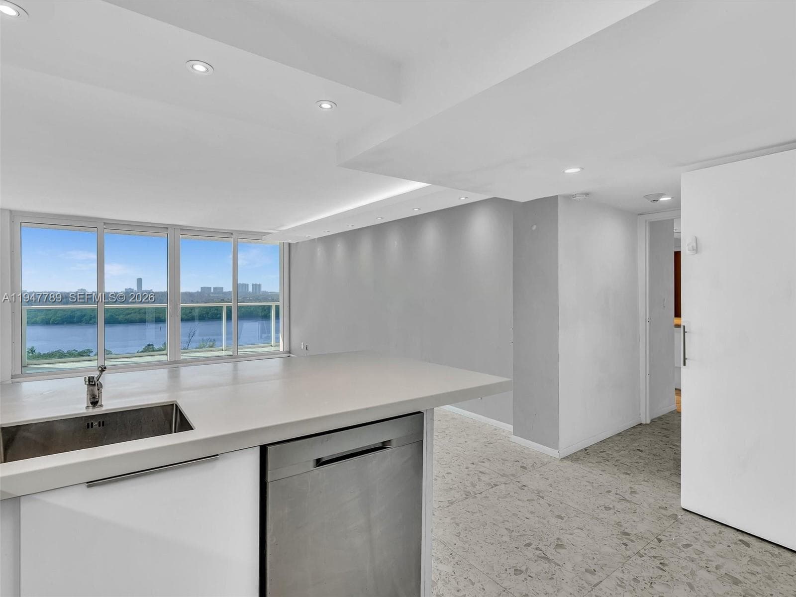 ARLEN HOUSE EAST CONDO · #1220 in Sunny Isles Beach - Photo 7