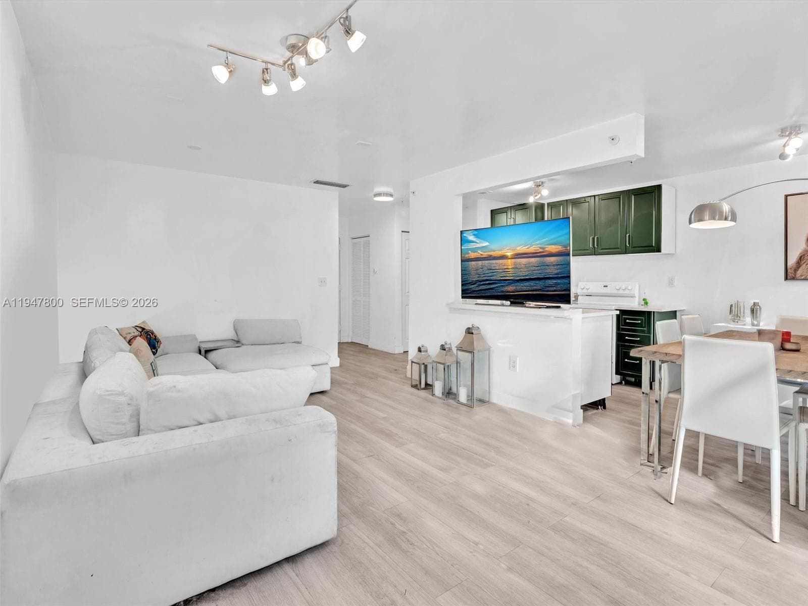 WEST BAY PLAZA CONDO · #G-06 in Miami Beach - Photo 2