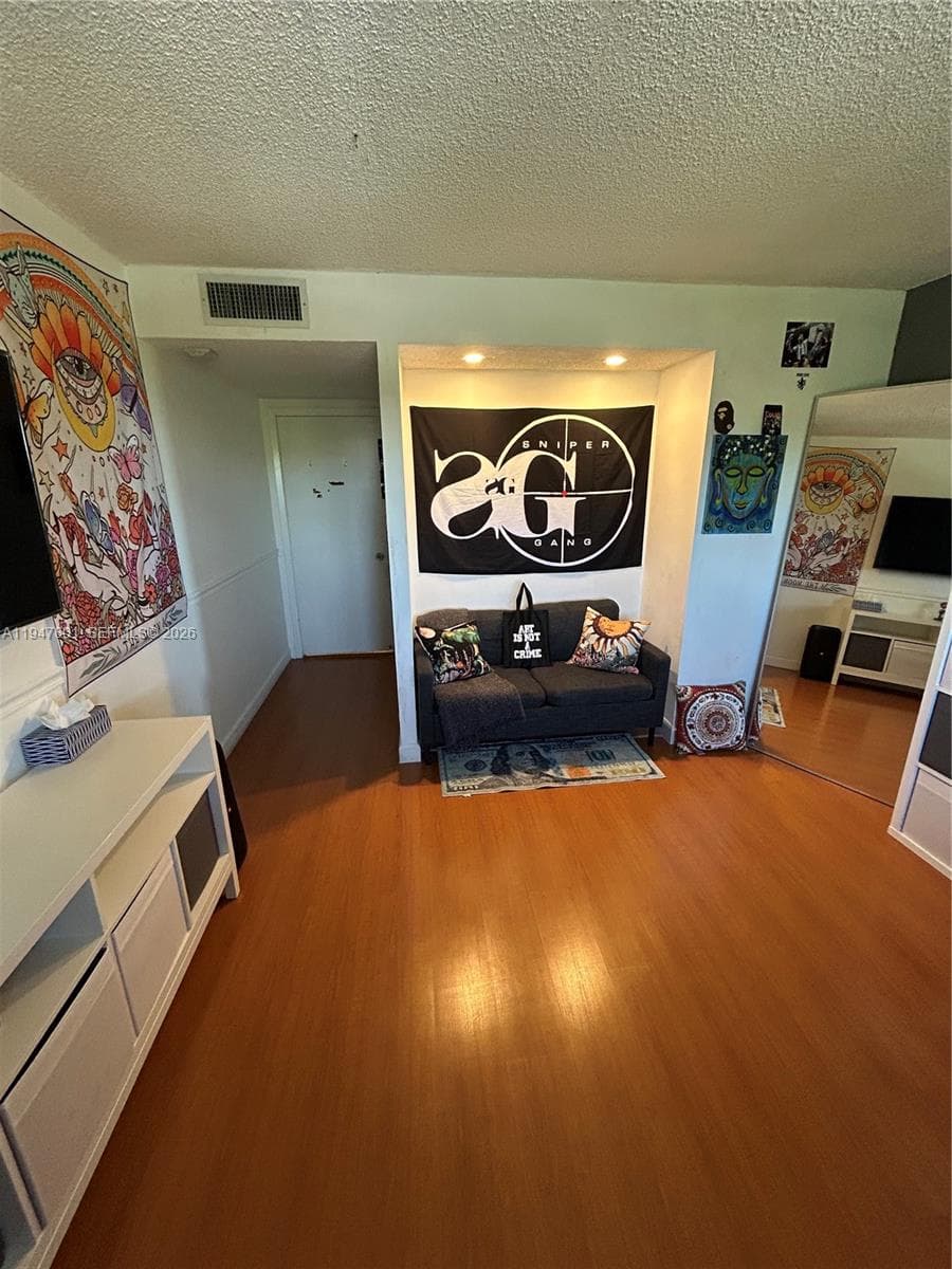 CANONGATE · #409 in Miami - Photo 23