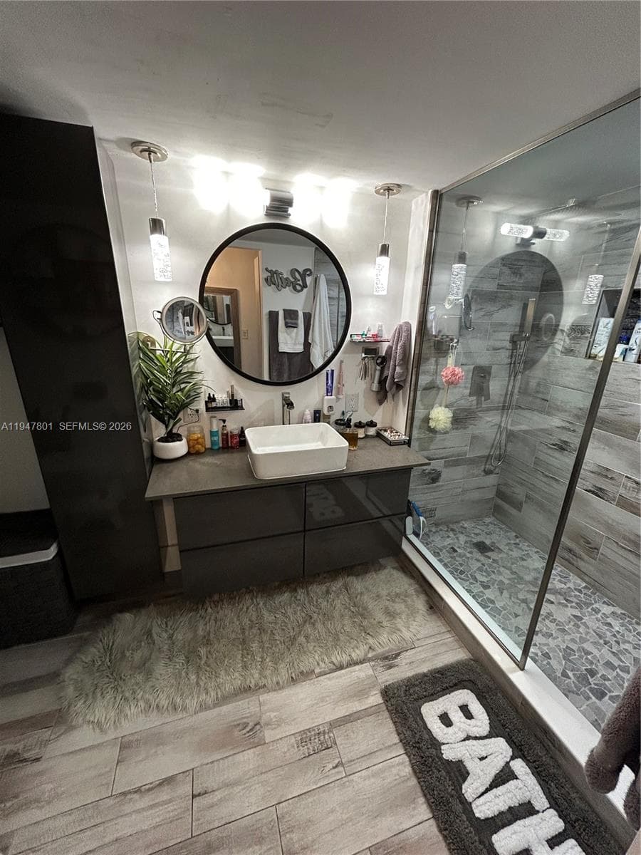CANONGATE · #409 in Miami - Photo 30