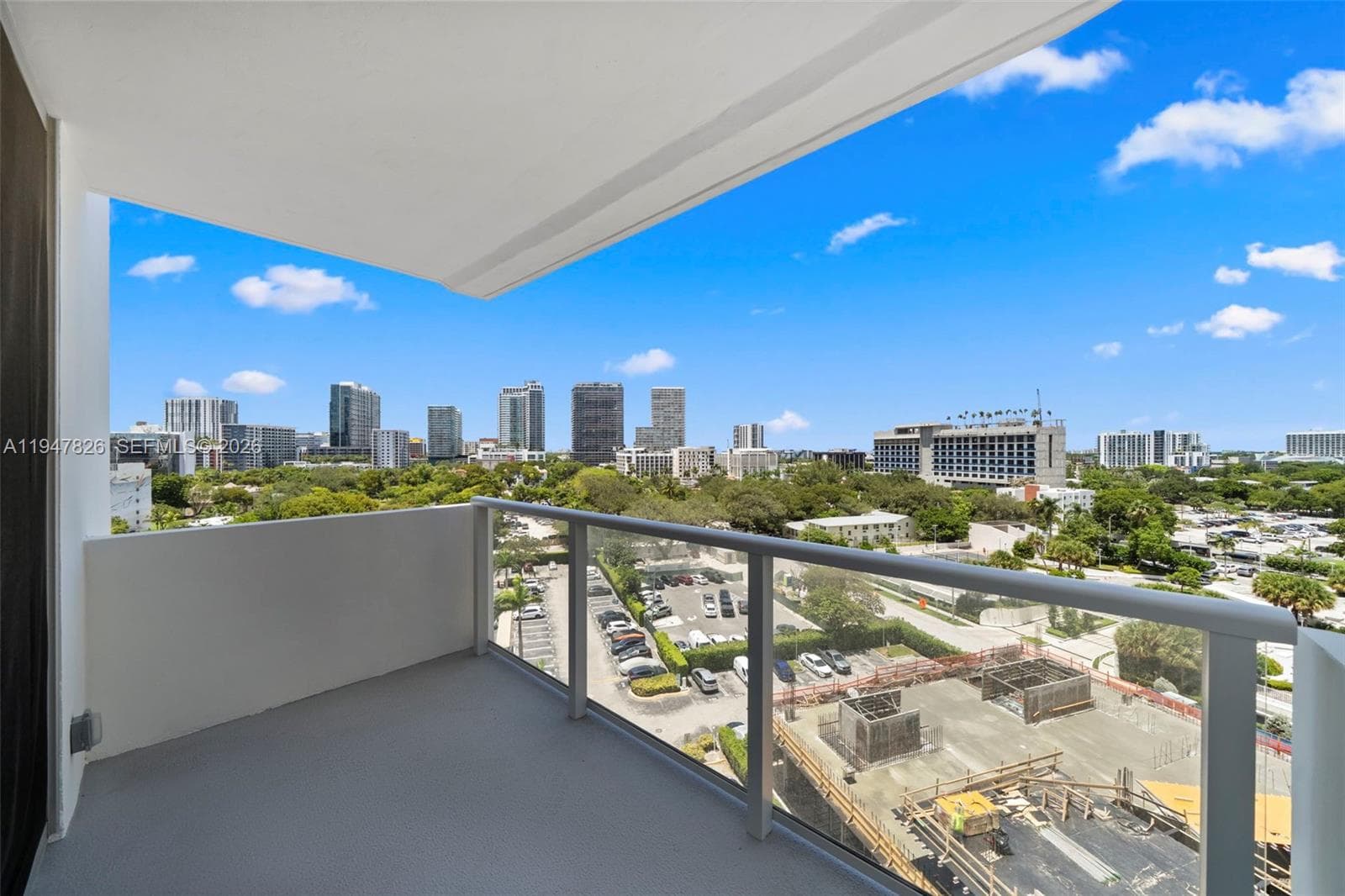 BAY PARK TOWERS CONDO · #1018 in Miami - Photo 5