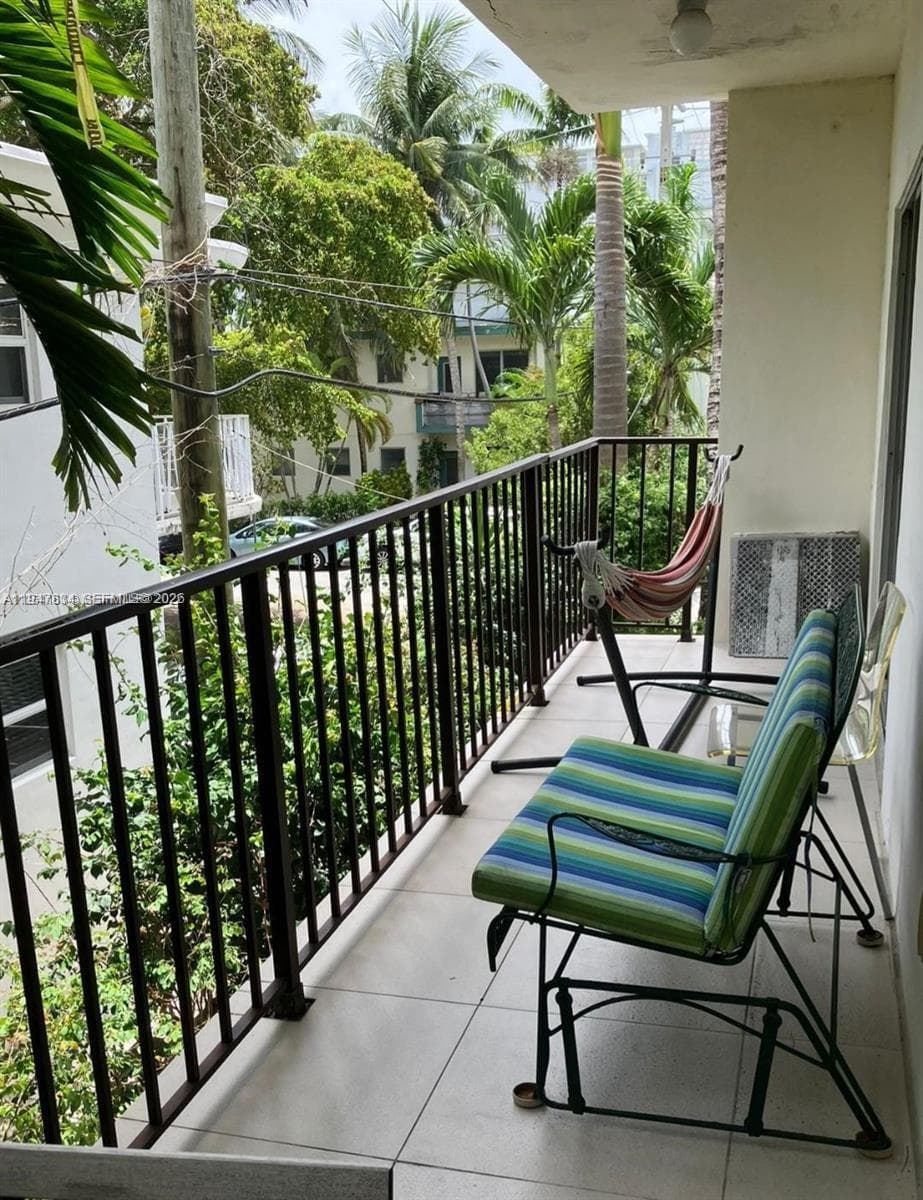 ROYAL PALM VILLAS CONDO · #206 in Miami Beach - Photo 27
