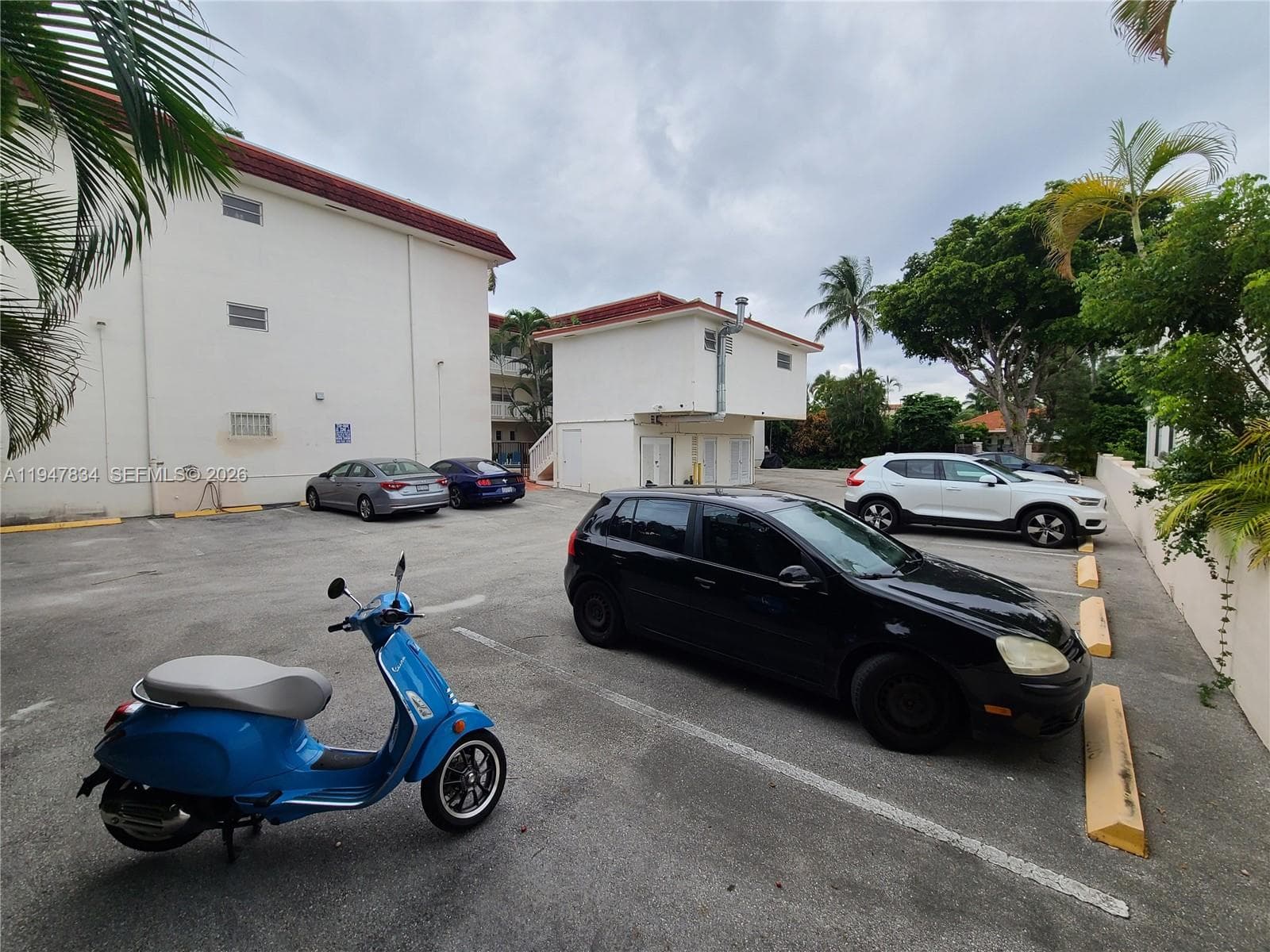 ROYAL PALM VILLAS CONDO · #206 in Miami Beach - Photo 29