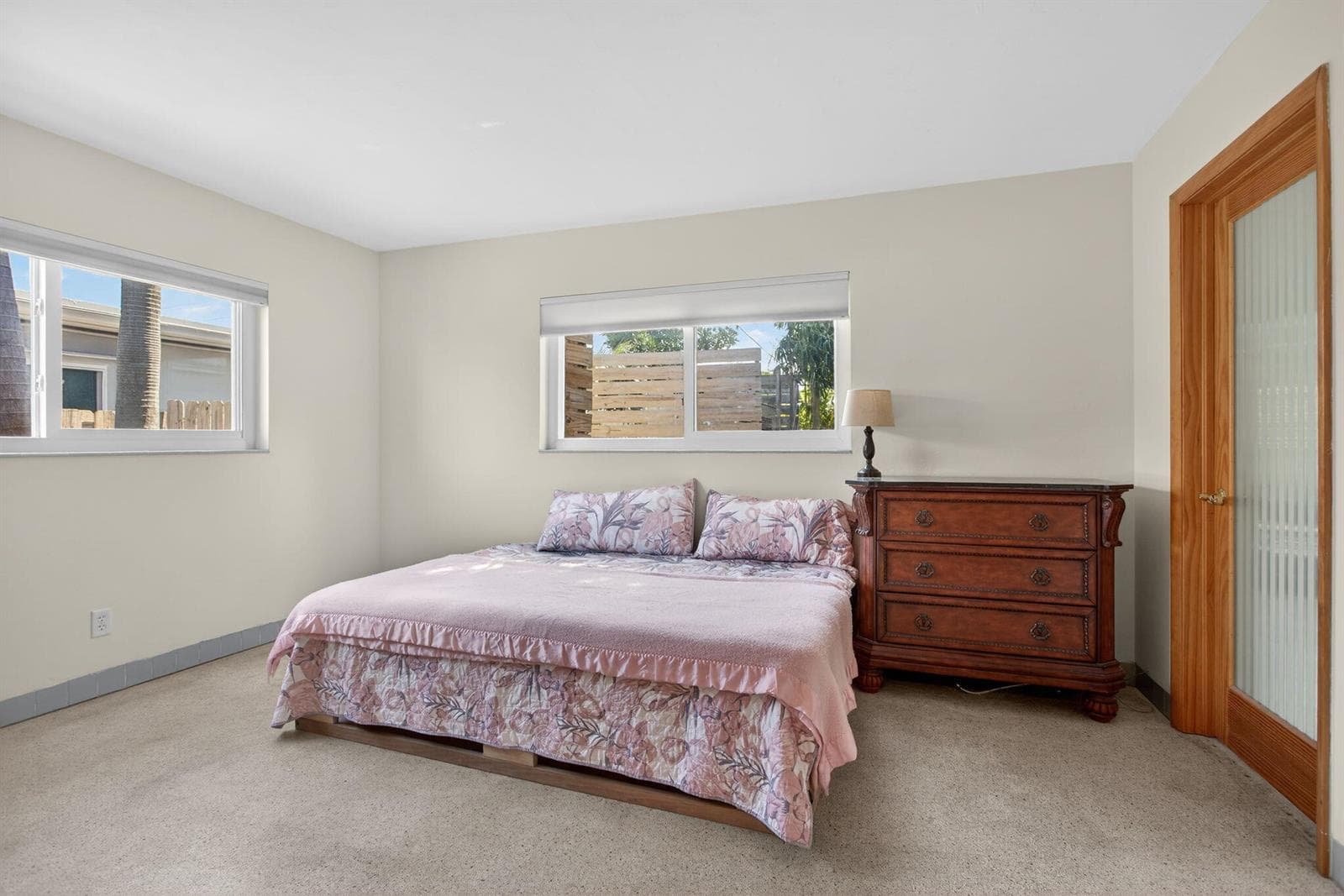 46-web-or-mls-2580-7894