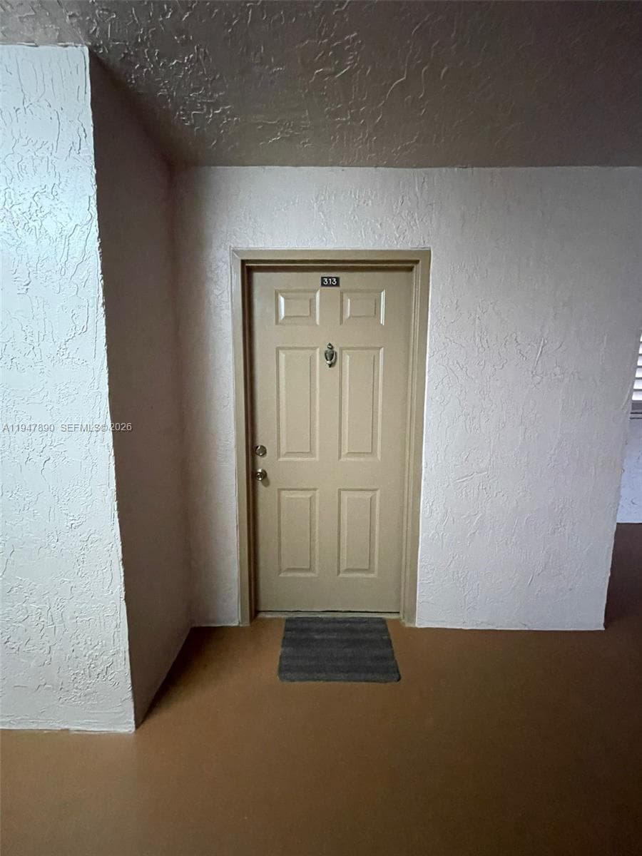 KENDALL LAKE TOWERS CONDO · #313 in Miami - Photo 4