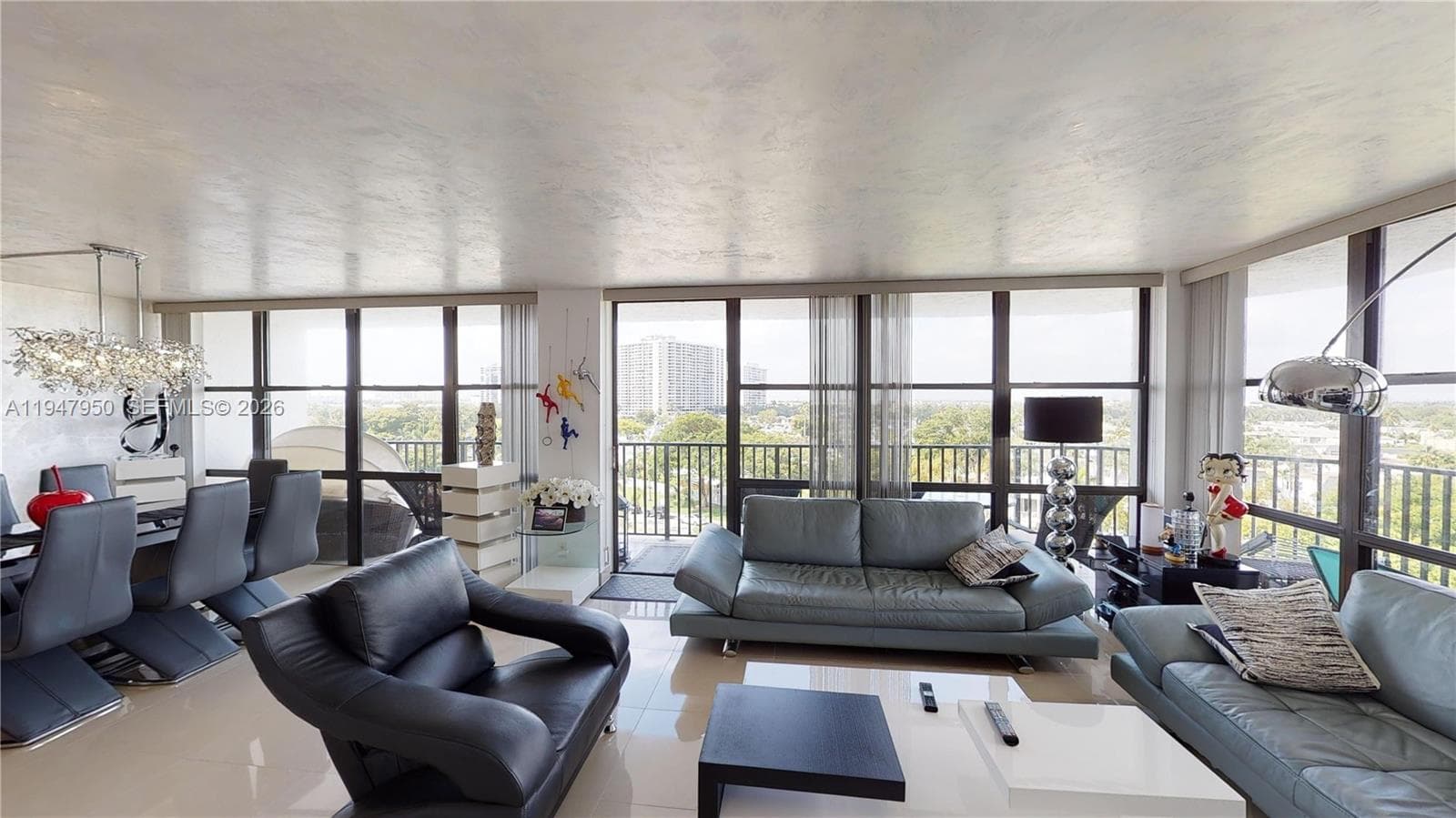 Oceanview Park Condo · #709 in Hallandale Beach - Photo 2