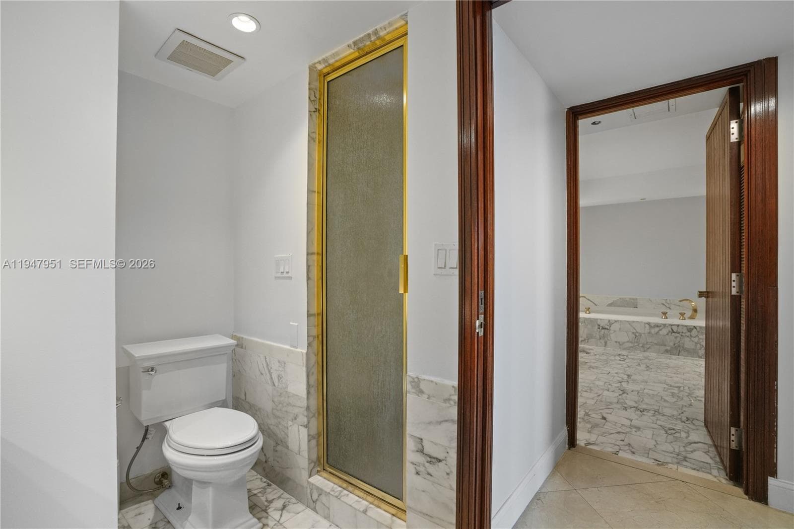 TURNBERRY TOWERS CONDO · #25GR in Aventura - Photo 20