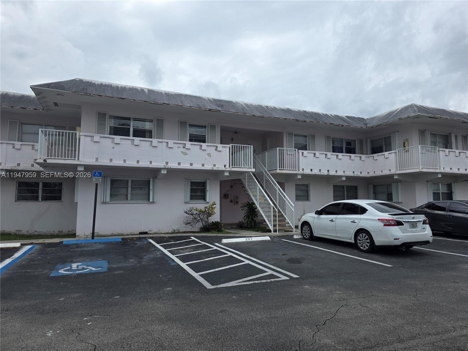 VILLAGE AT DADELAND CONDO · #D215 in Miami - Photo 6