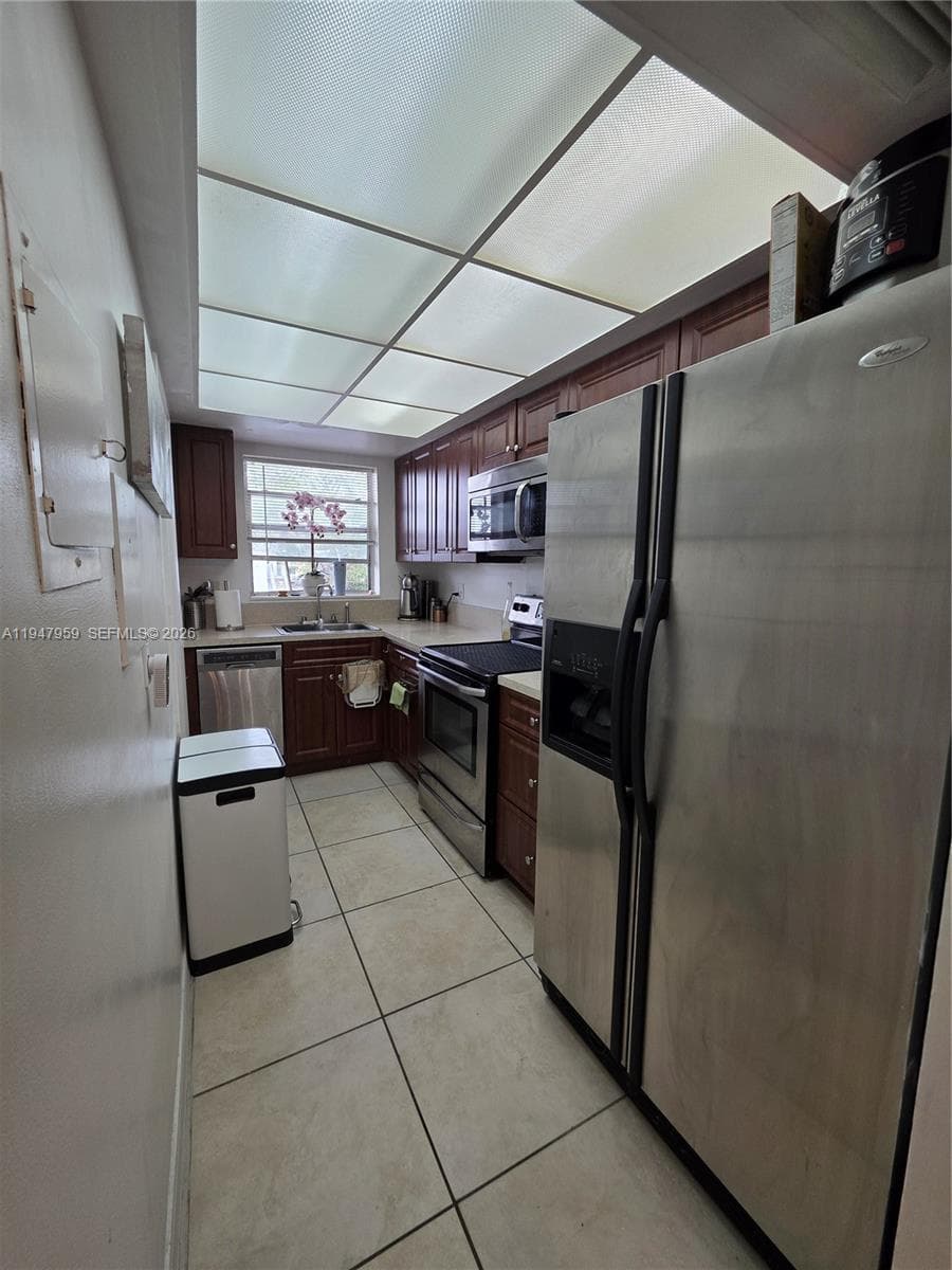 VILLAGE AT DADELAND CONDO · #D215 in Miami - Photo 16
