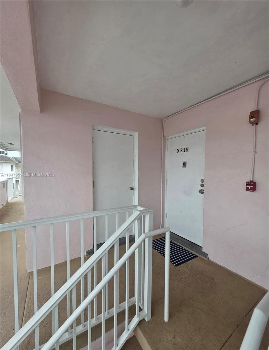 VILLAGE AT DADELAND CONDO · #D215 in Miami - Photo 9