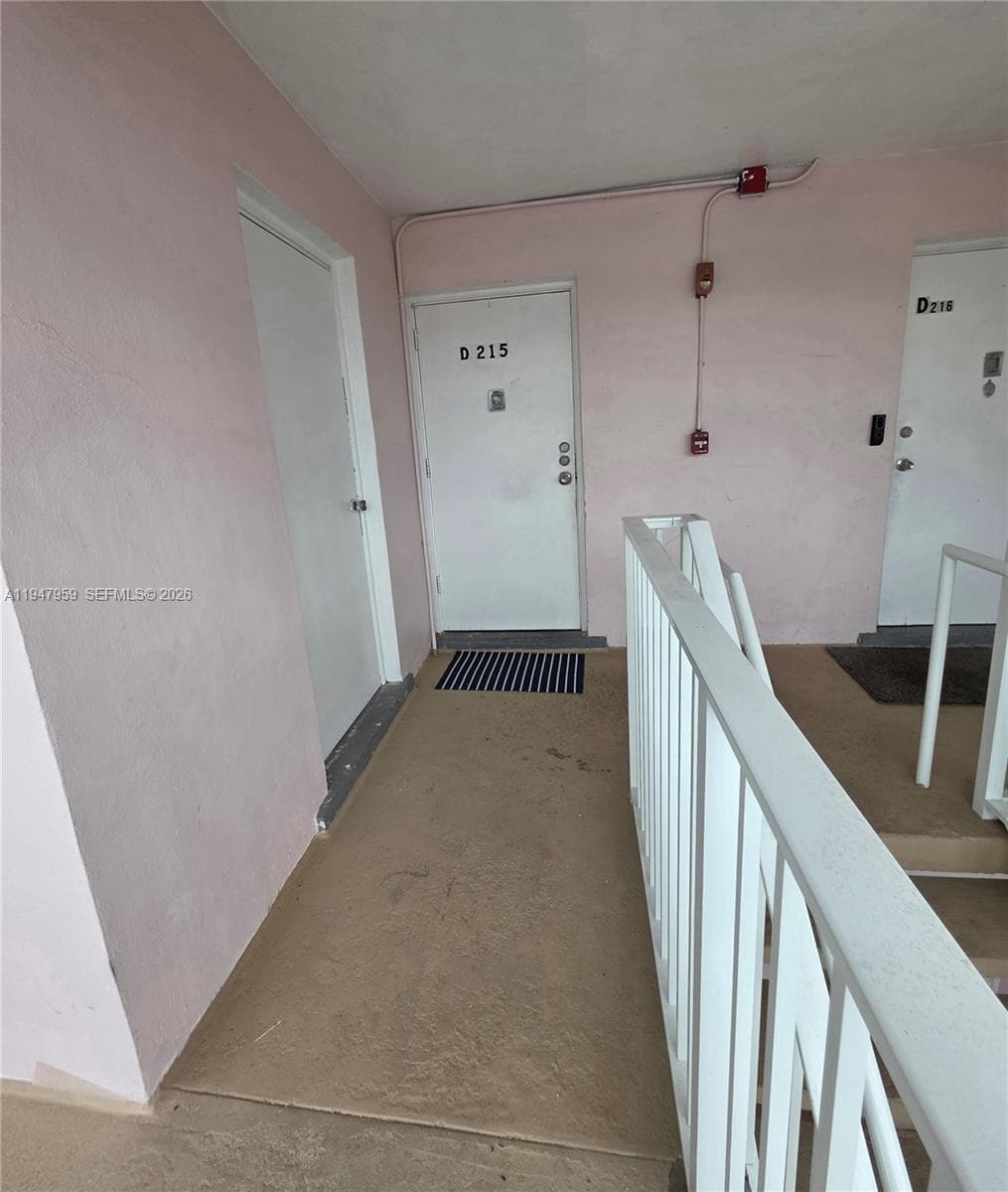 VILLAGE AT DADELAND CONDO · #D215 in Miami - Photo 10