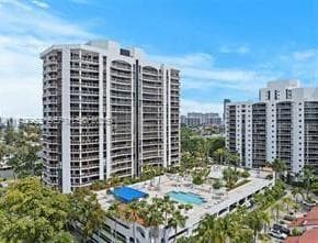 HARBOR TOWERS · #1001 in Aventura - Photo 22