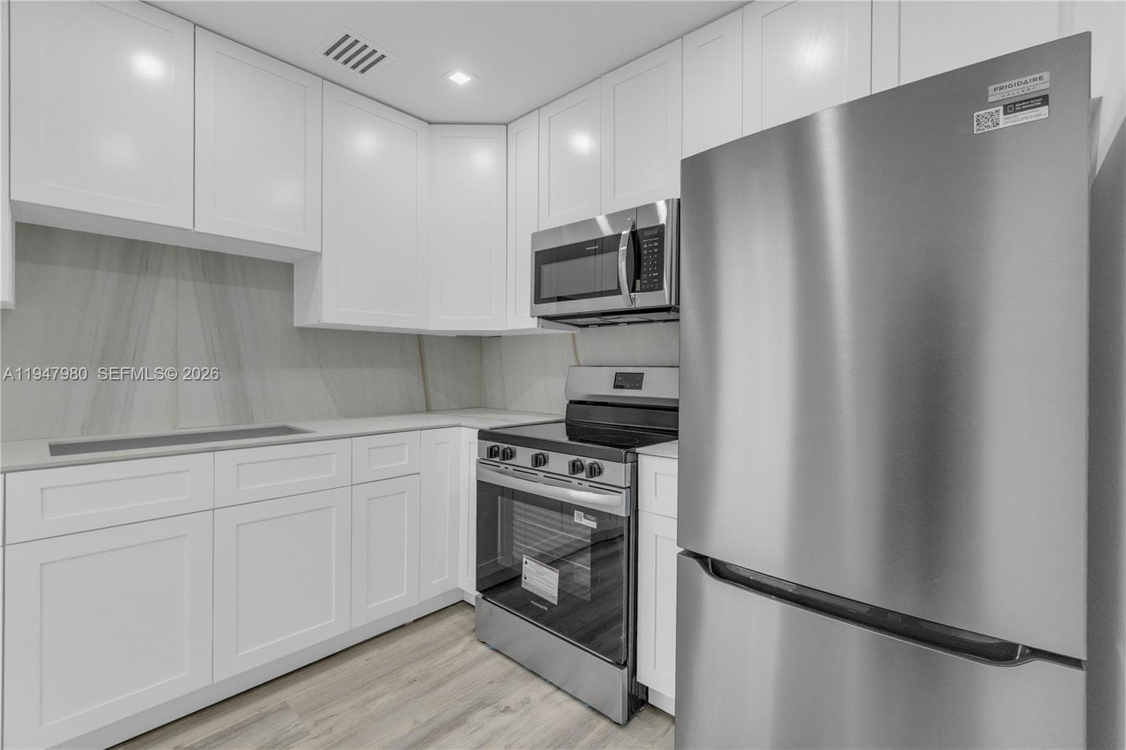 72 Carlyle Miami Beach Residences · #402 in Miami Beach - Photo 5