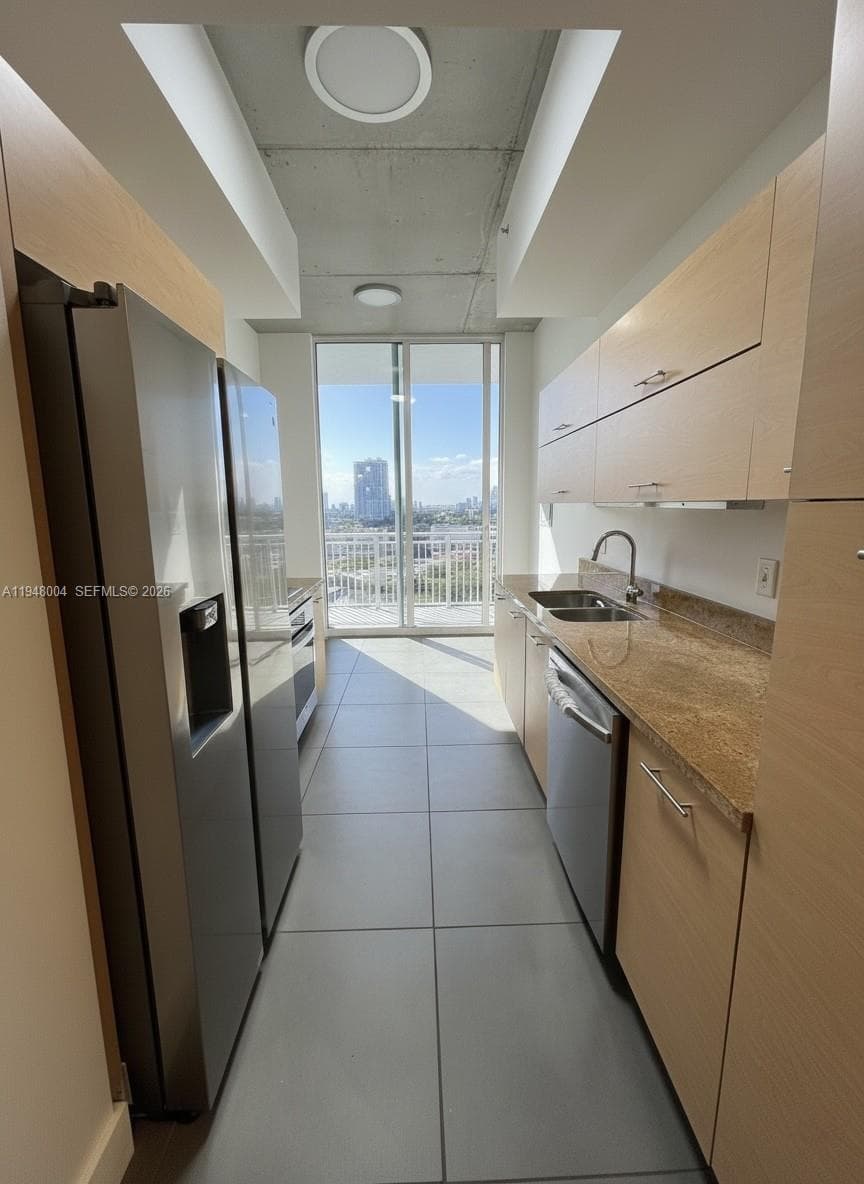 UPTOWN LOFTS CONDO · #1001 in Miami - Photo 12