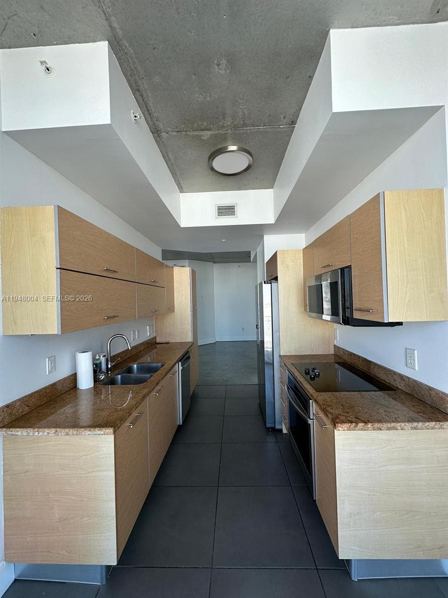 UPTOWN LOFTS CONDO · #1001 in Miami - Photo 14