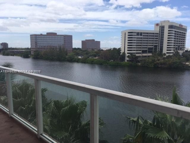 BLUE LAGOON CONDO · #602 in Miami - Photo 11