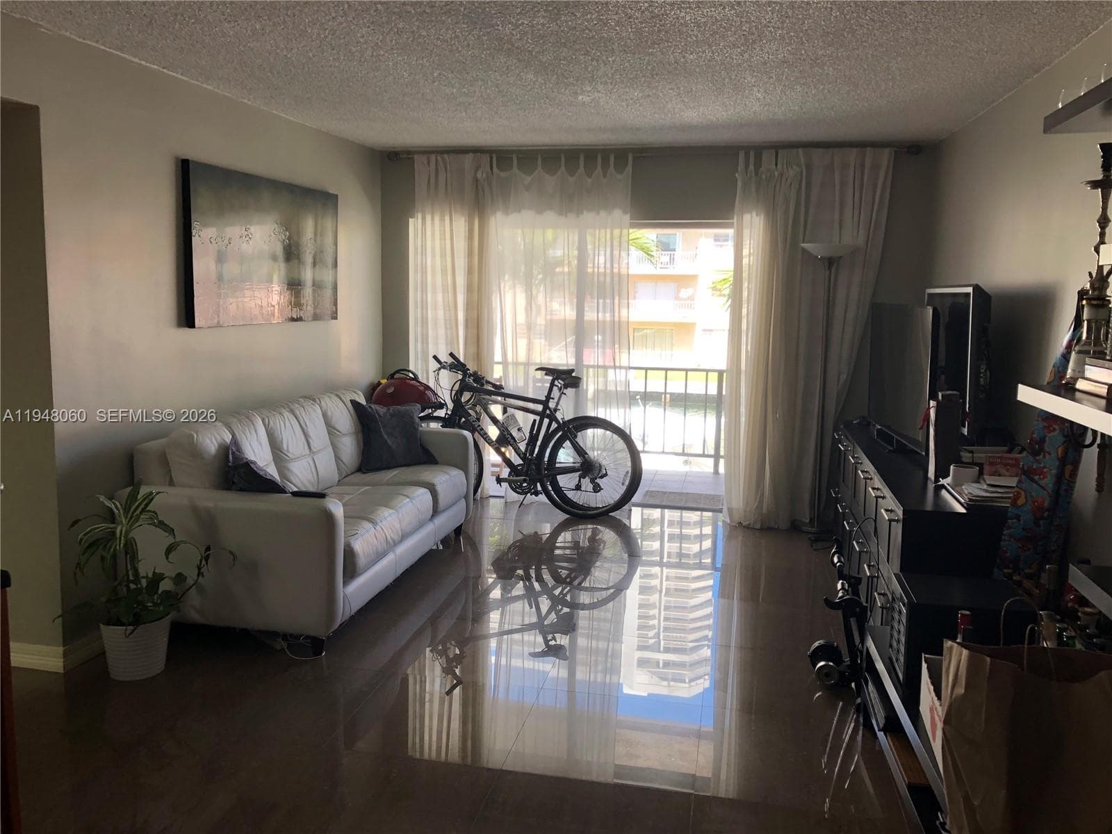 PARADISE ISLES CONDO · #204 in North Miami Beach - Photo 2