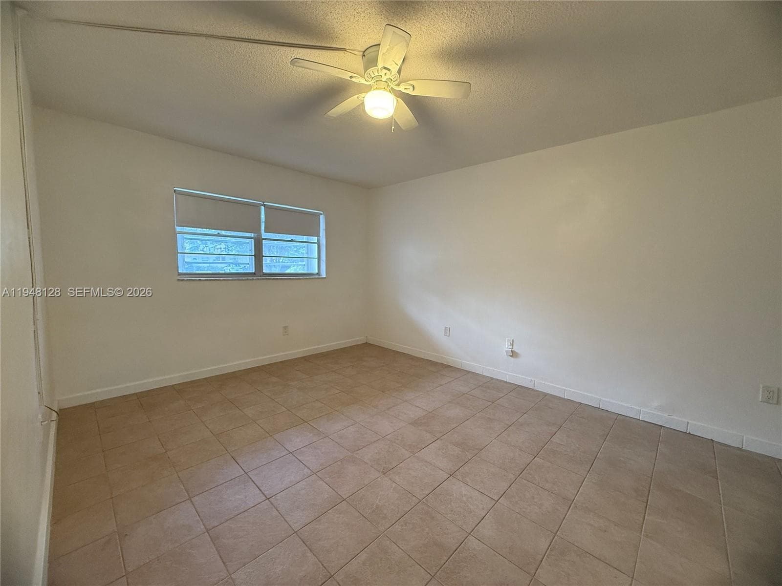 BISC LAKE GARDENS NO 2 BL · #F105 in Aventura - Photo 3