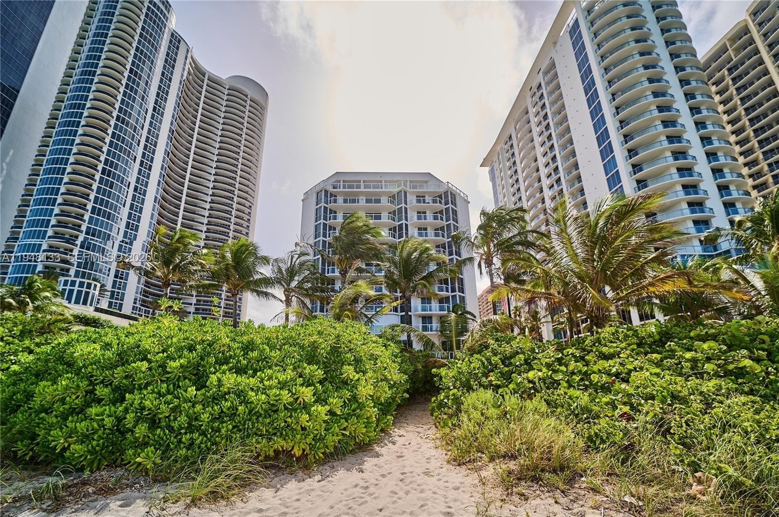 FLORIDA OCEAN CLUB CONDO · #312 in Sunny Isles Beach - Photo 22