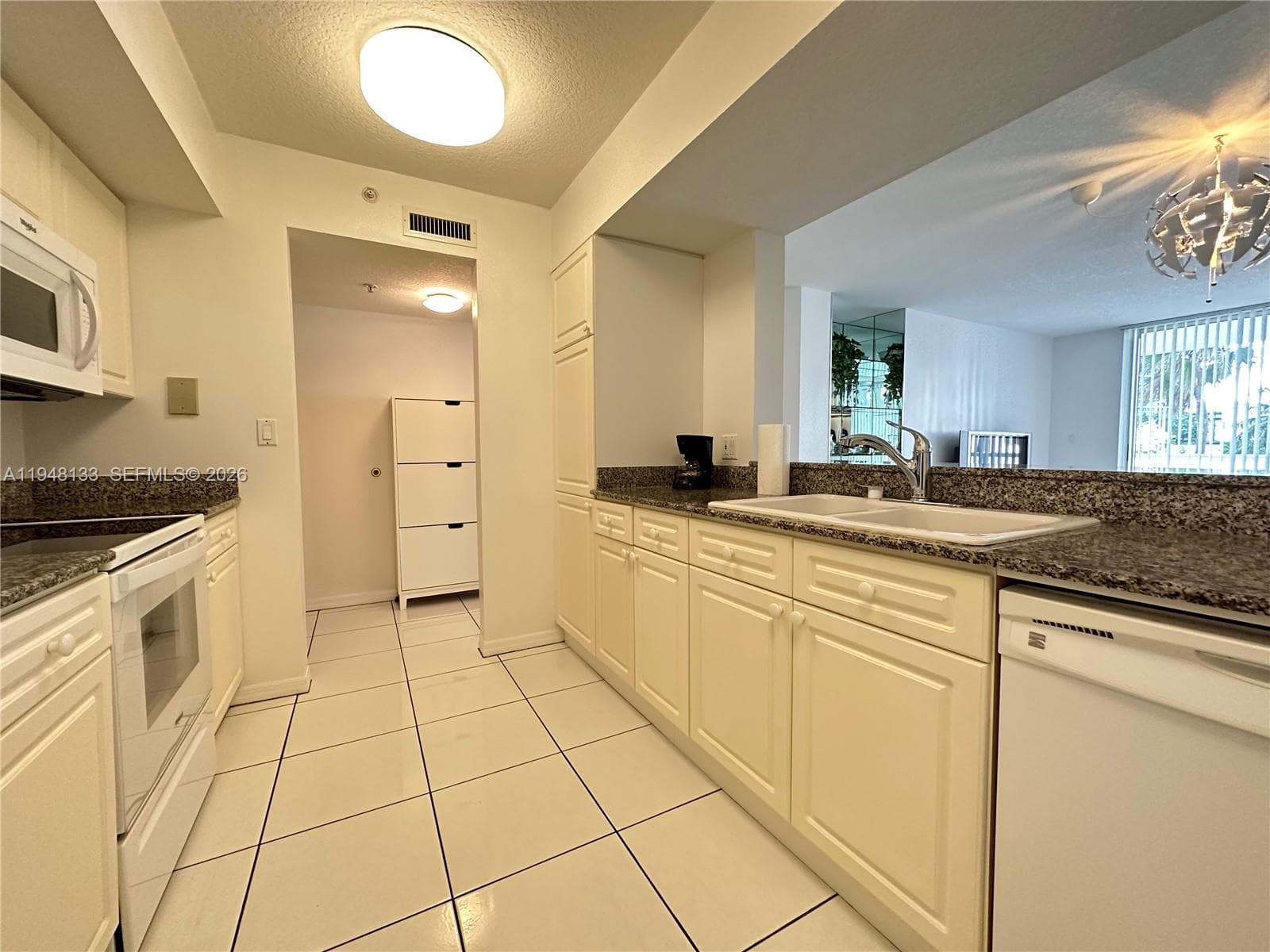 FLORIDA OCEAN CLUB CONDO · #312 in Sunny Isles Beach - Photo 5