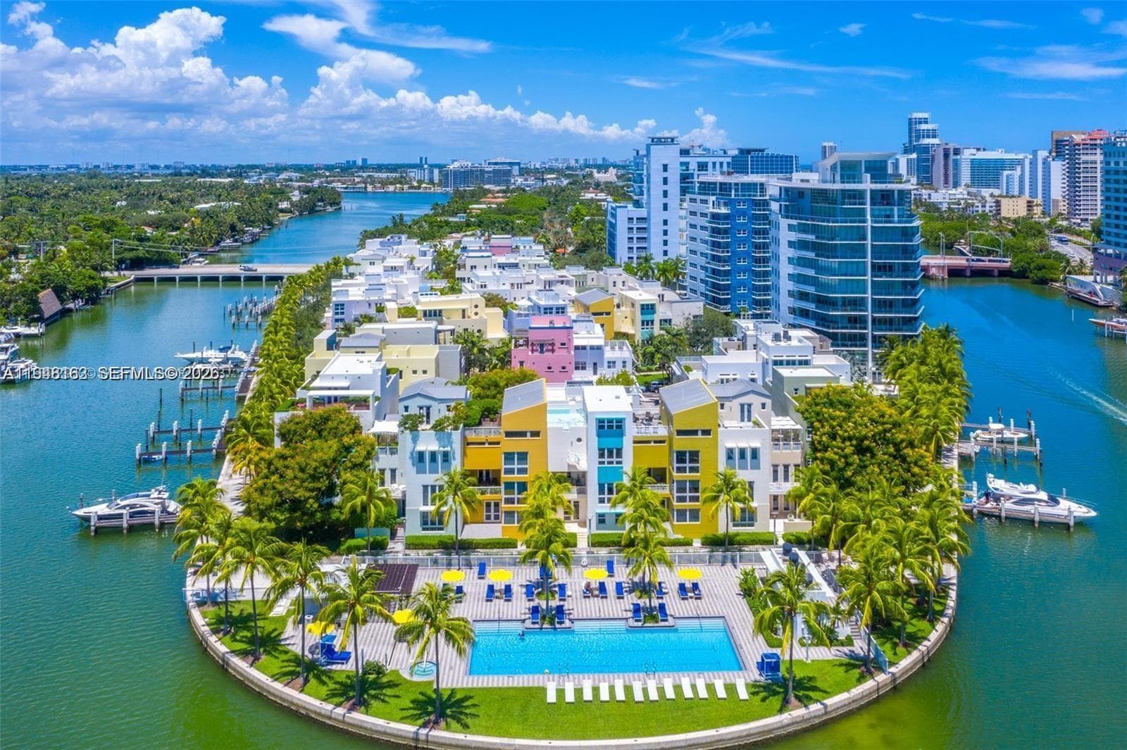 AQUA · #105 in Miami Beach - Photo 2