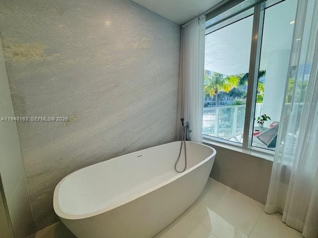 AQUA · #105 in Miami Beach - Photo 20