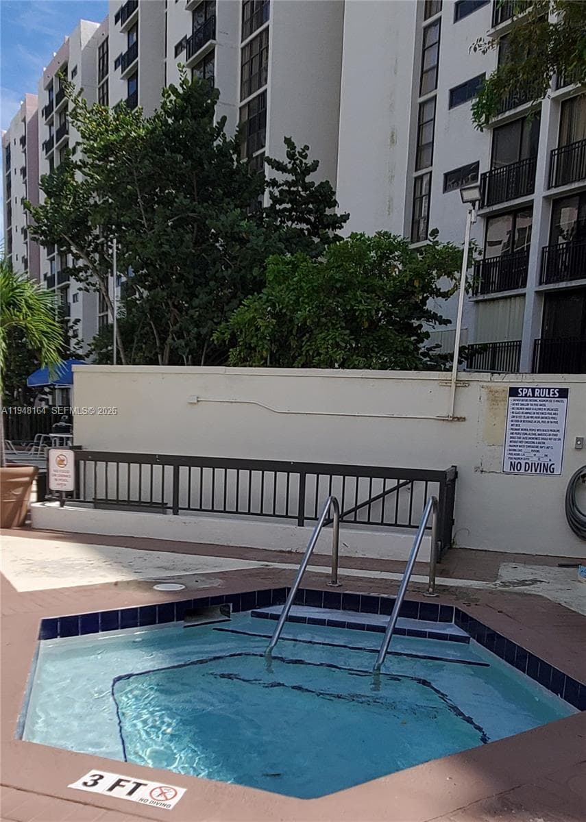 PLAZA OF AMERICAS CONDO P · #324 in Sunny Isles Beach - Photo 6