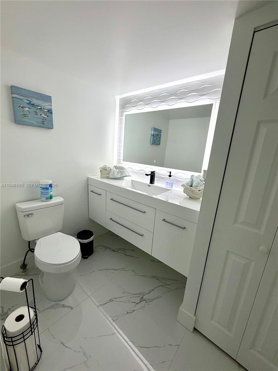 MALAGA TOWERS CONDO · #5A in Hallandale Beach - Photo 17