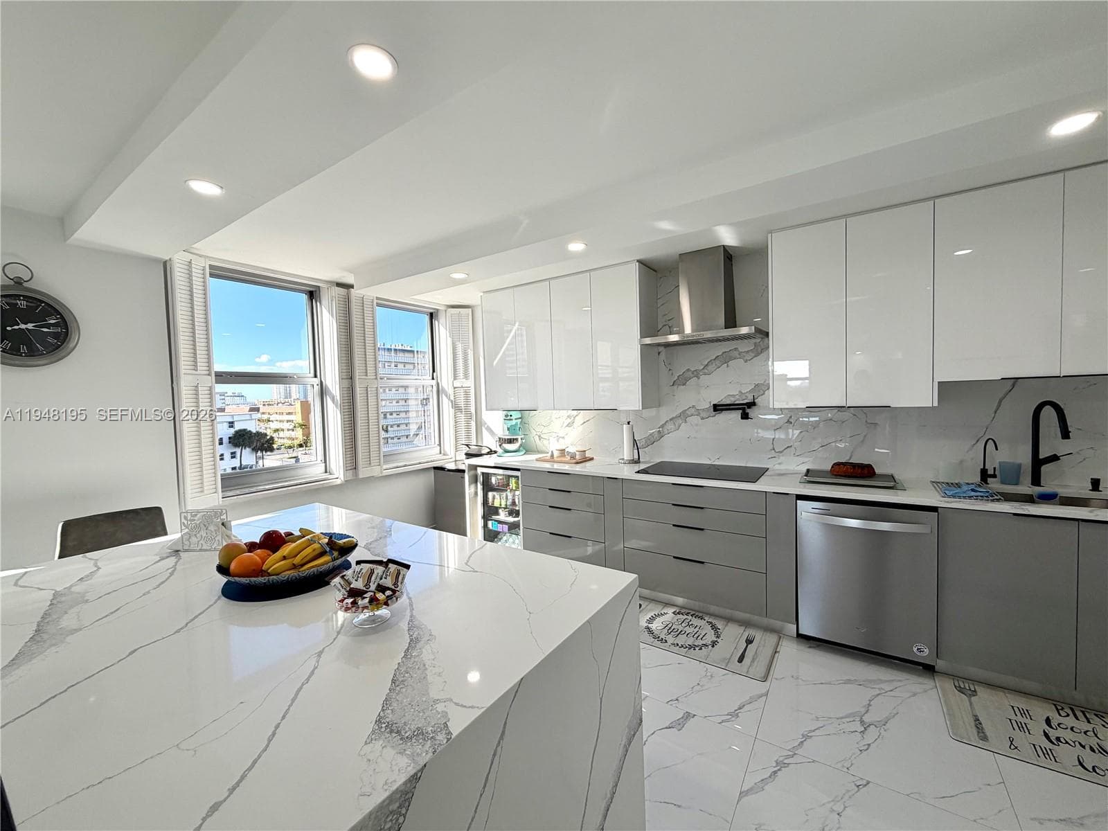 MALAGA TOWERS CONDO · #5A in Hallandale Beach - Photo 3