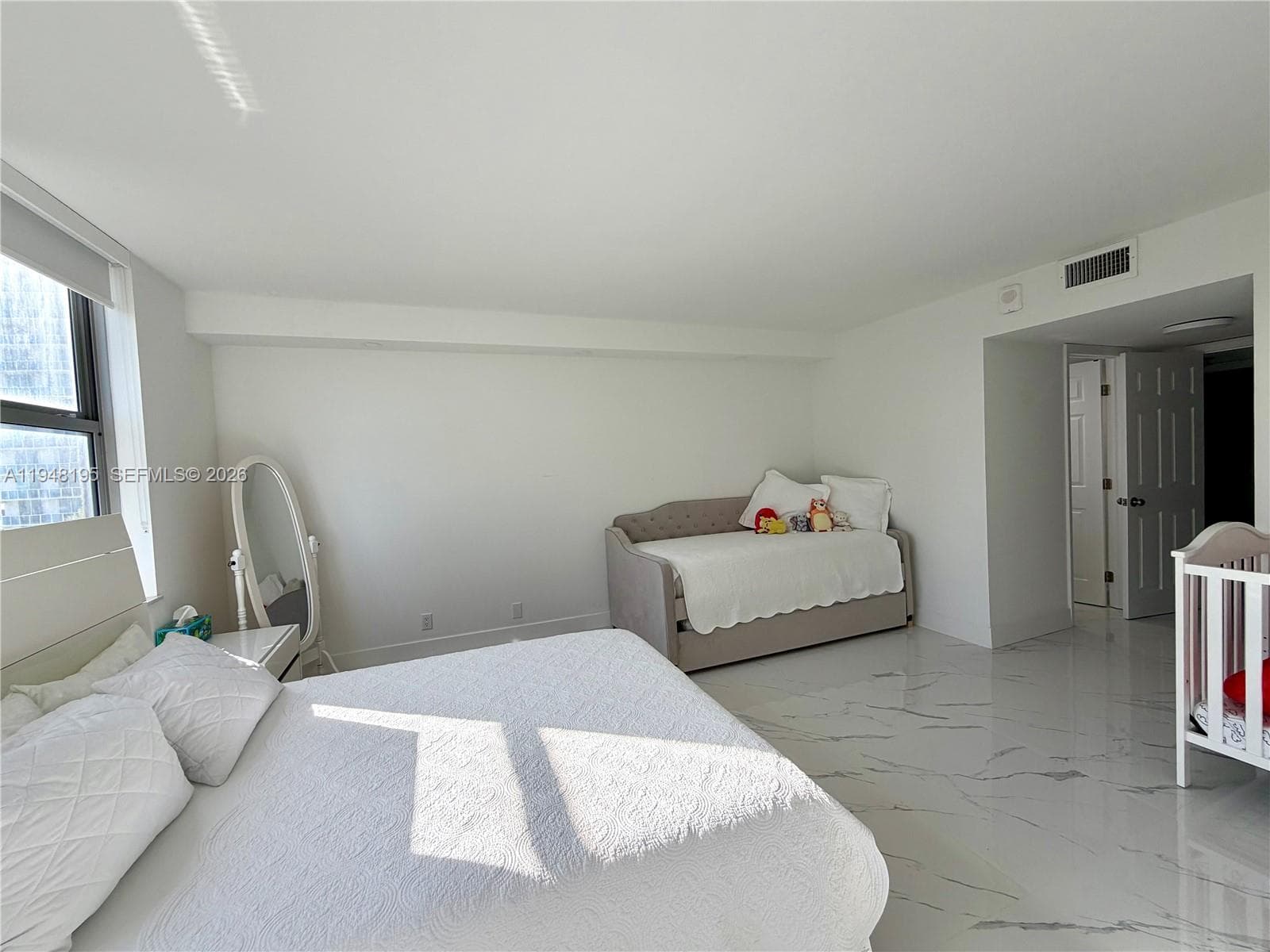 MALAGA TOWERS CONDO · #5A in Hallandale Beach - Photo 14