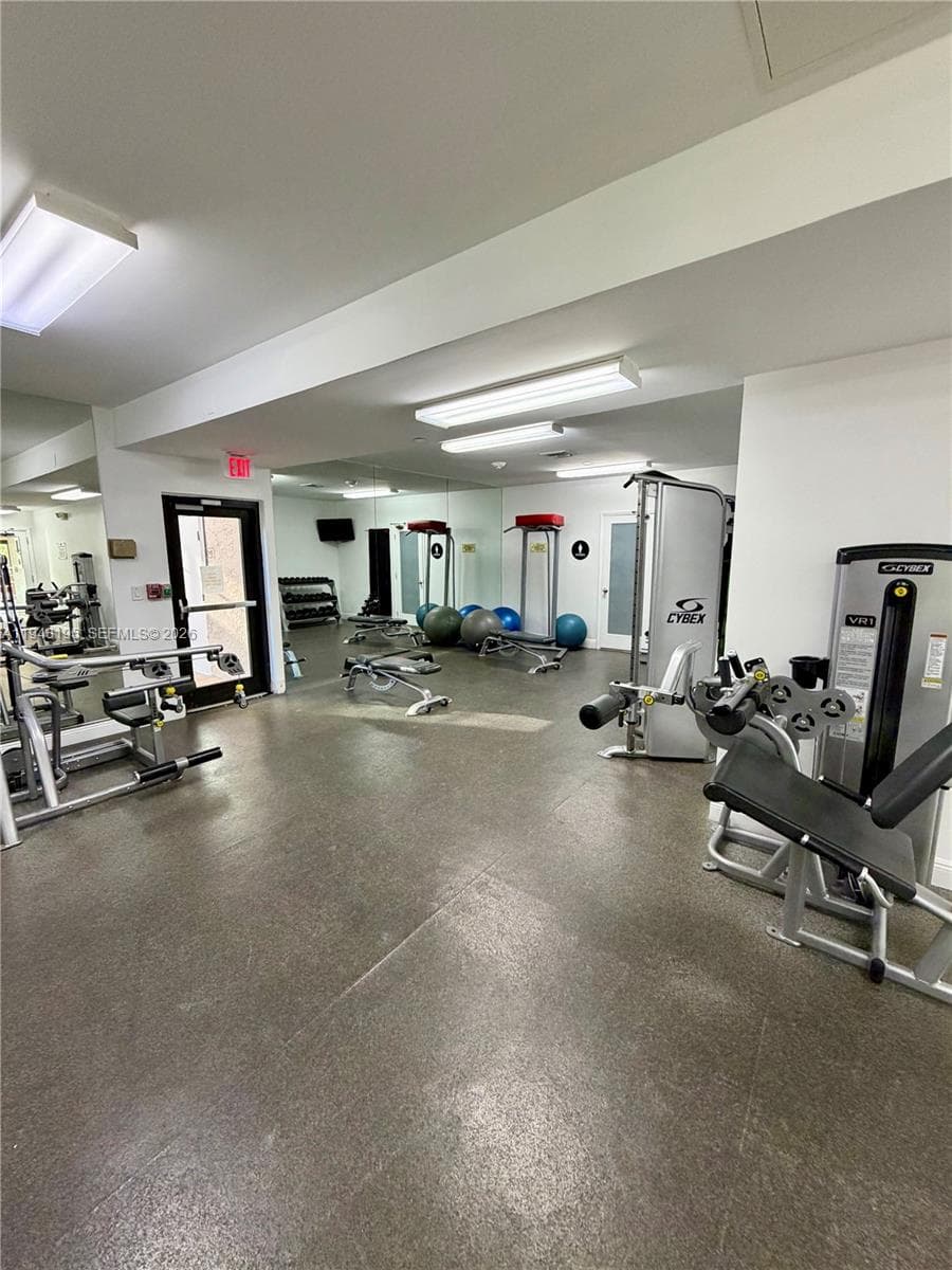 MALAGA TOWERS CONDO · #5A in Hallandale Beach - Photo 25