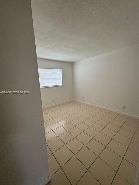 OCEAN DRIVE ESTATES CONDO · #105 in Pompano Beach - Photo 8
