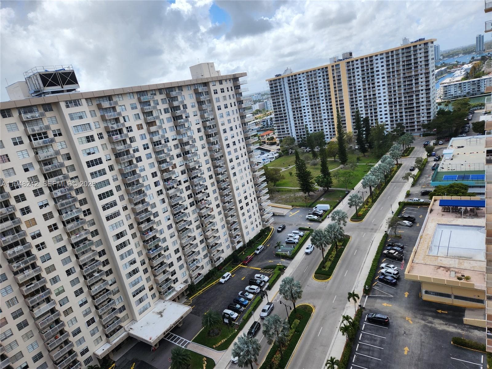 WINSTON TOWERS 200 · #2110 in Sunny Isles Beach - Photo 2