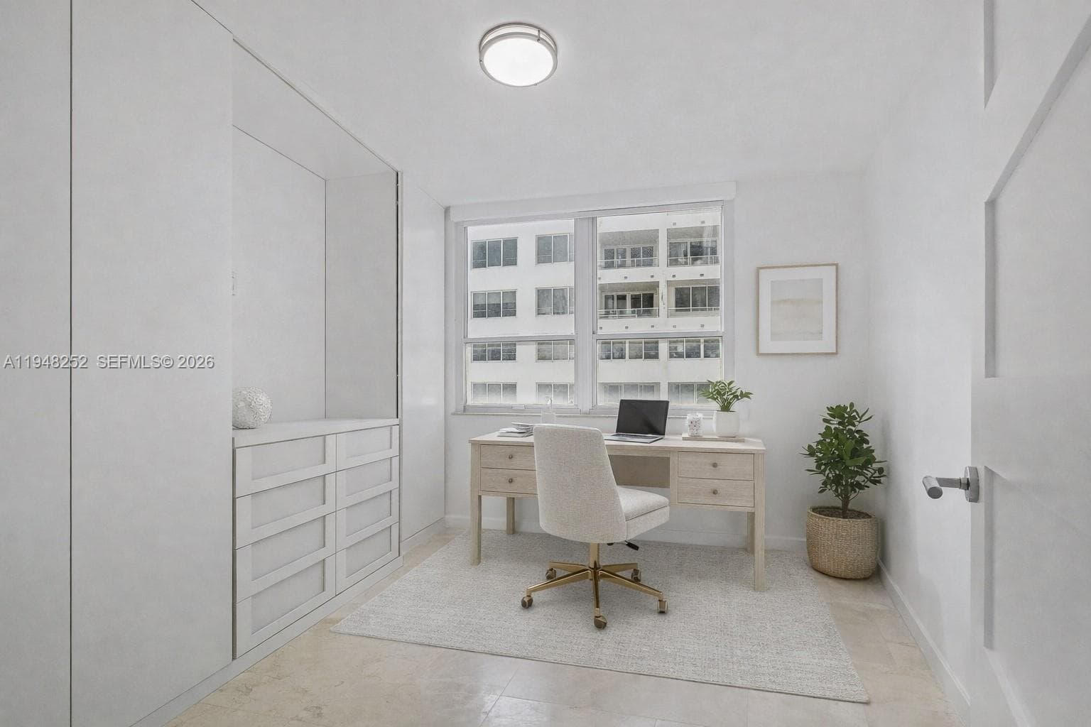 CAPOBELLA CONDO · #903 in Miami Beach - Photo 9