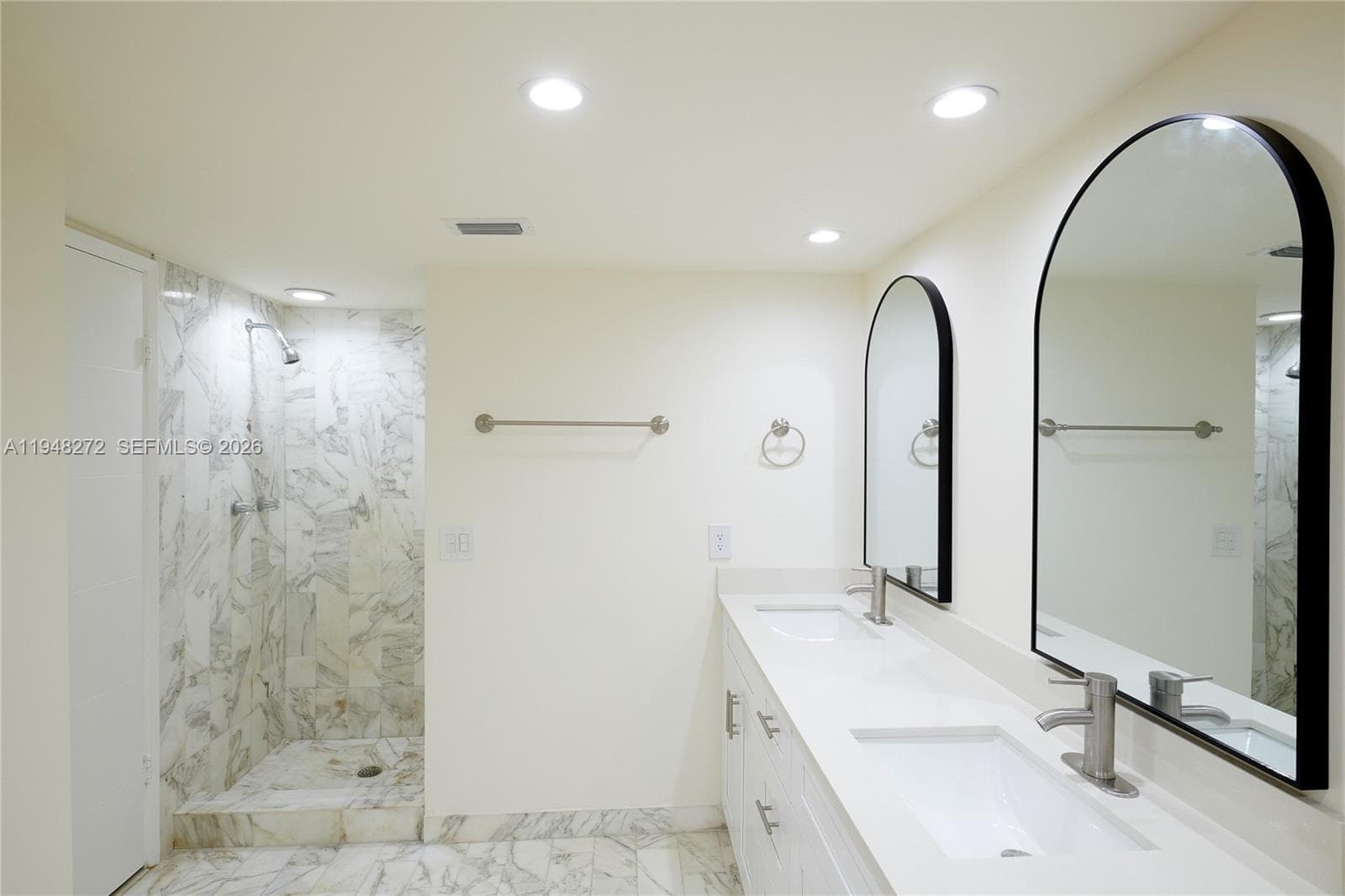 THE SURF CONDO · #304 in Miami Beach - Photo 18
