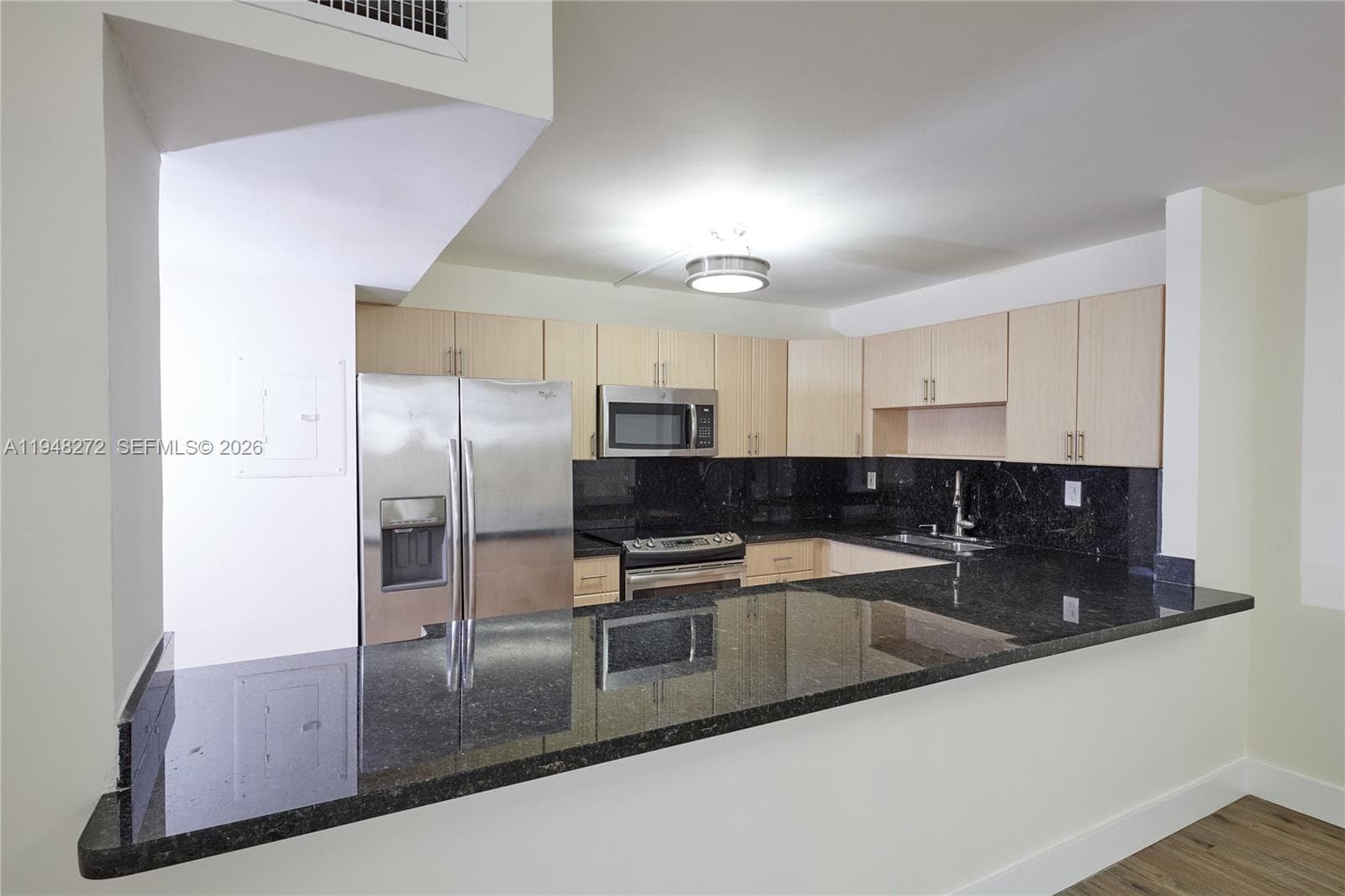 THE SURF CONDO · #304 in Miami Beach - Photo 4