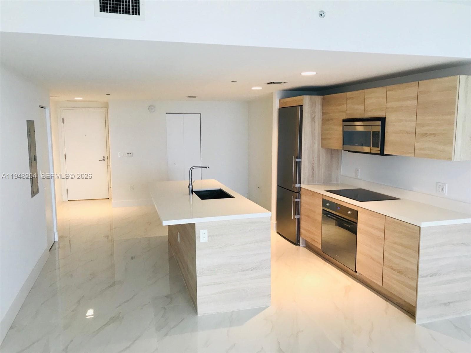 THE HARBOUR · #3005 in North Miami Beach - Photo 6