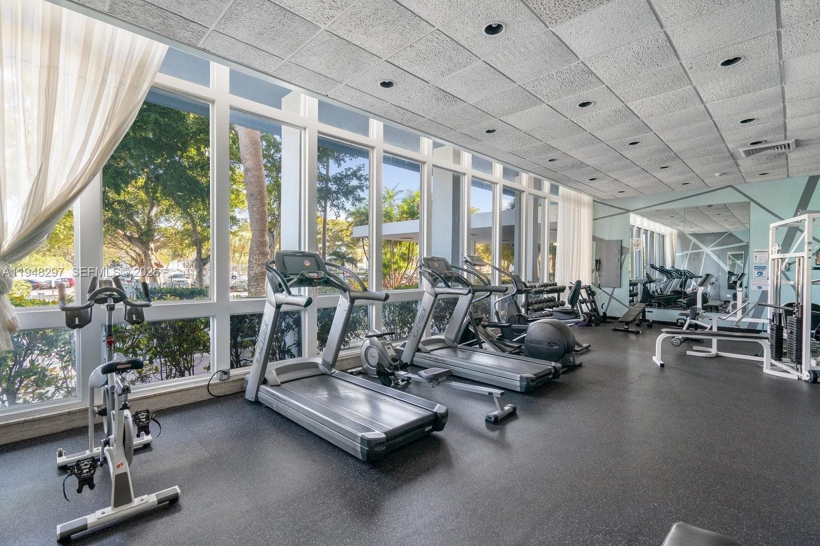 PARKVIEW POINT CONDO · #8P in Miami Beach - Photo 11