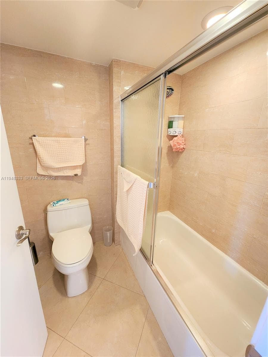 WINSTON TOWERS 700 CONDO · #1607 in Sunny Isles Beach - Photo 23