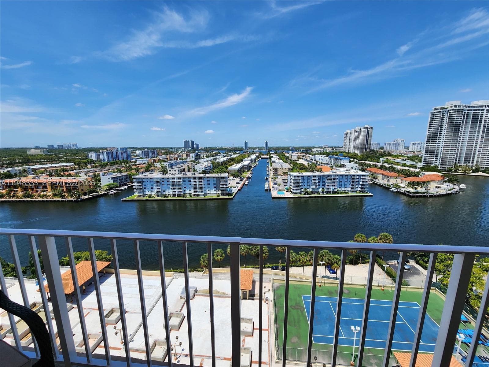 WINSTON TOWERS 700 CONDO · #1607 in Sunny Isles Beach - Photo 13