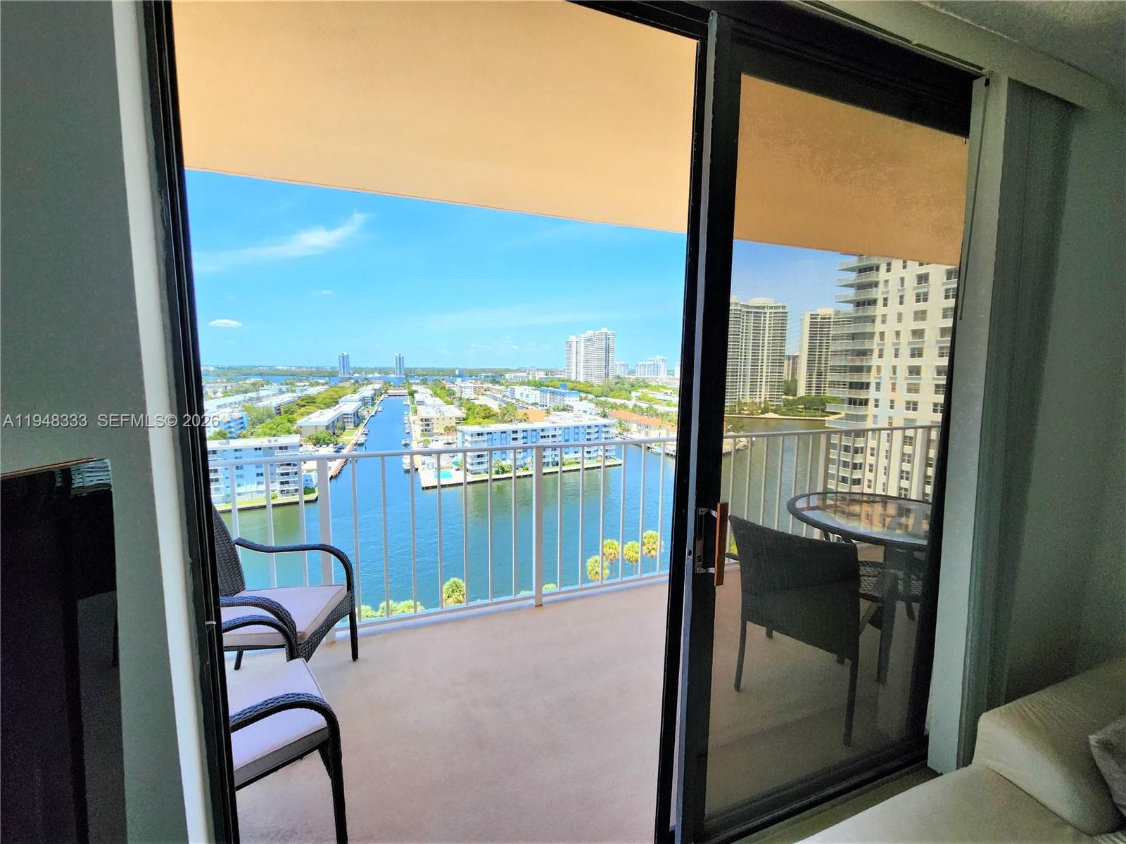 WINSTON TOWERS 700 CONDO · #1607 in Sunny Isles Beach - Photo 20